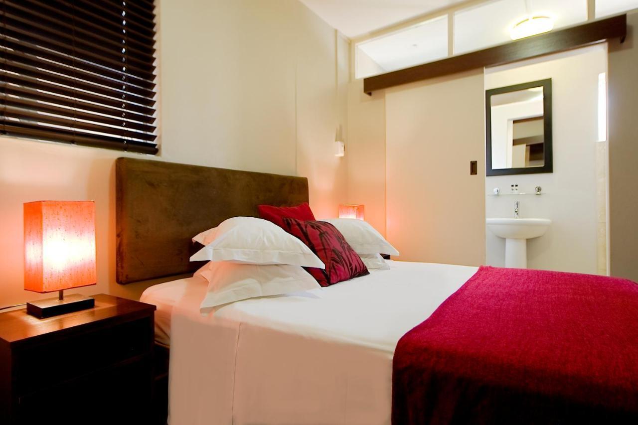 10 On Cape Self Catering Apartments Порт-Элизабет Экстерьер фото